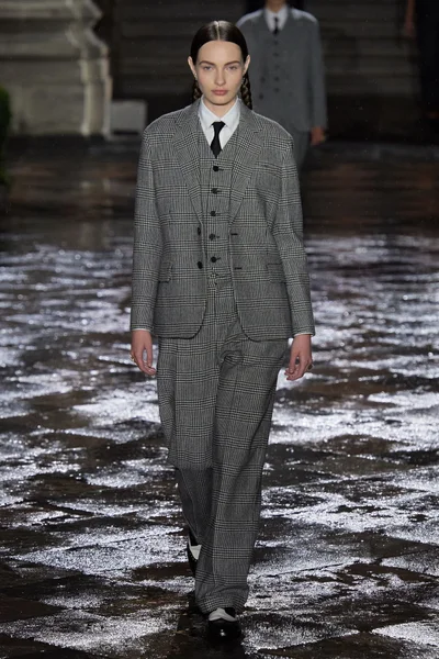 Look 36
